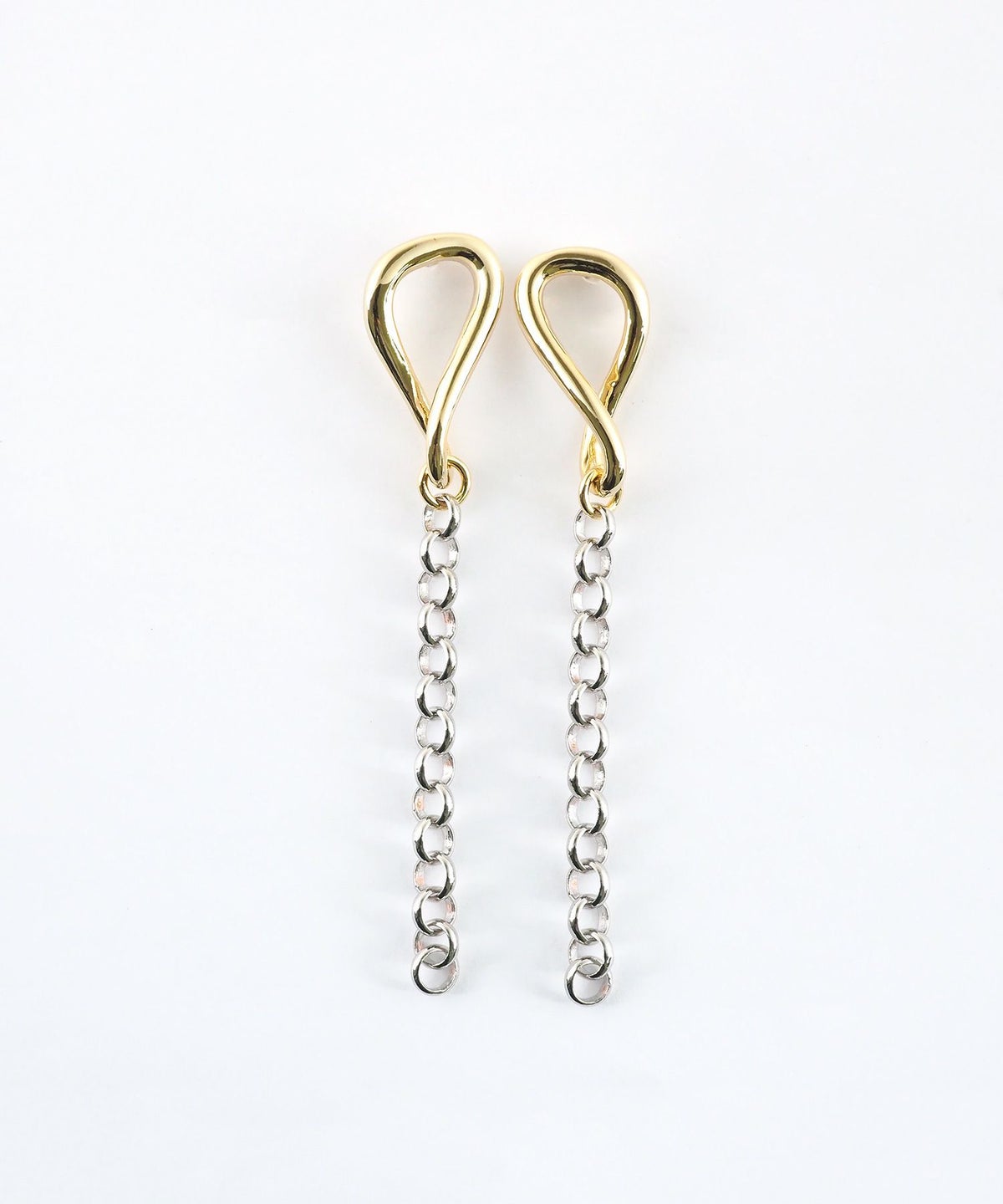 ドロップメタル×チェーンピアス【MUK lucenzio】