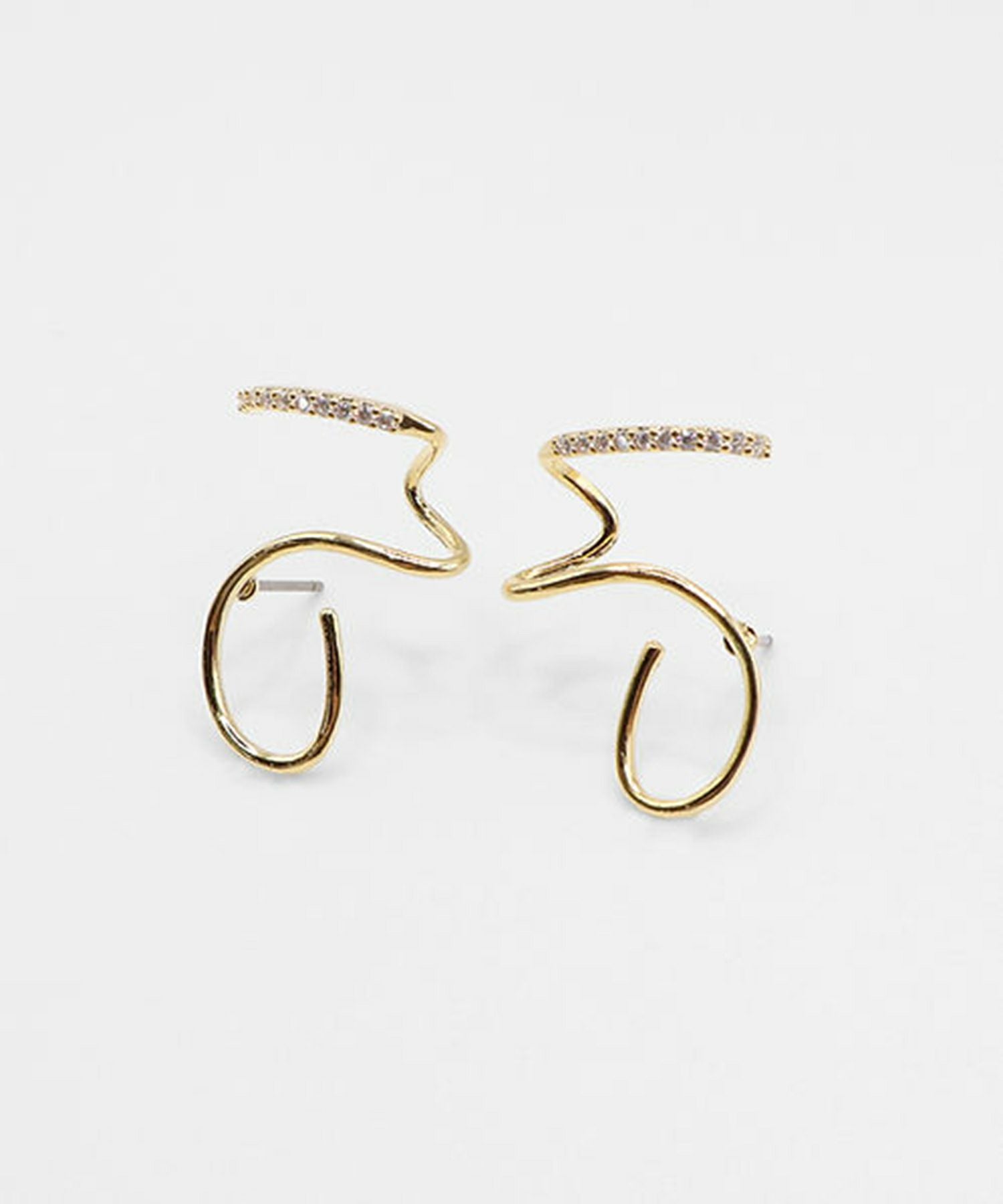 リニアキュービックチタンポストピアス