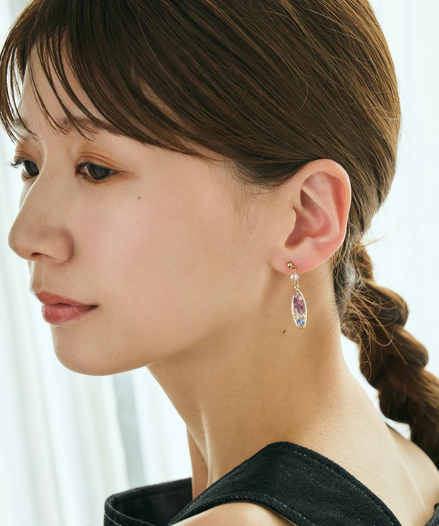 ドライフラワーバースストーンチタンポストピアス