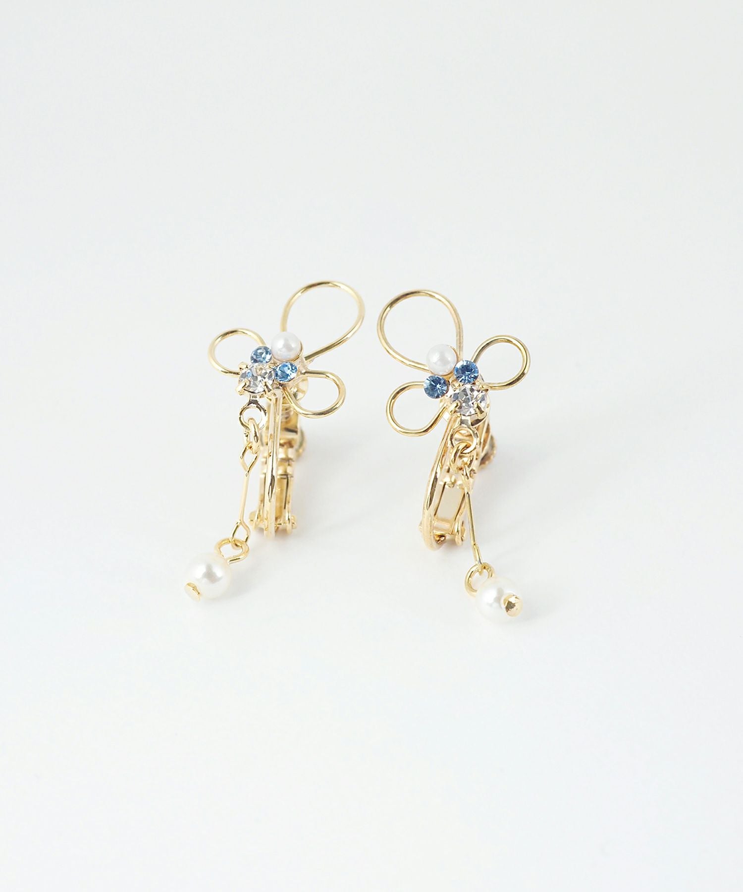 ワイヤーフラワービジューイヤリング