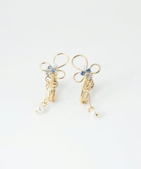 ワイヤーフラワービジューイヤリング