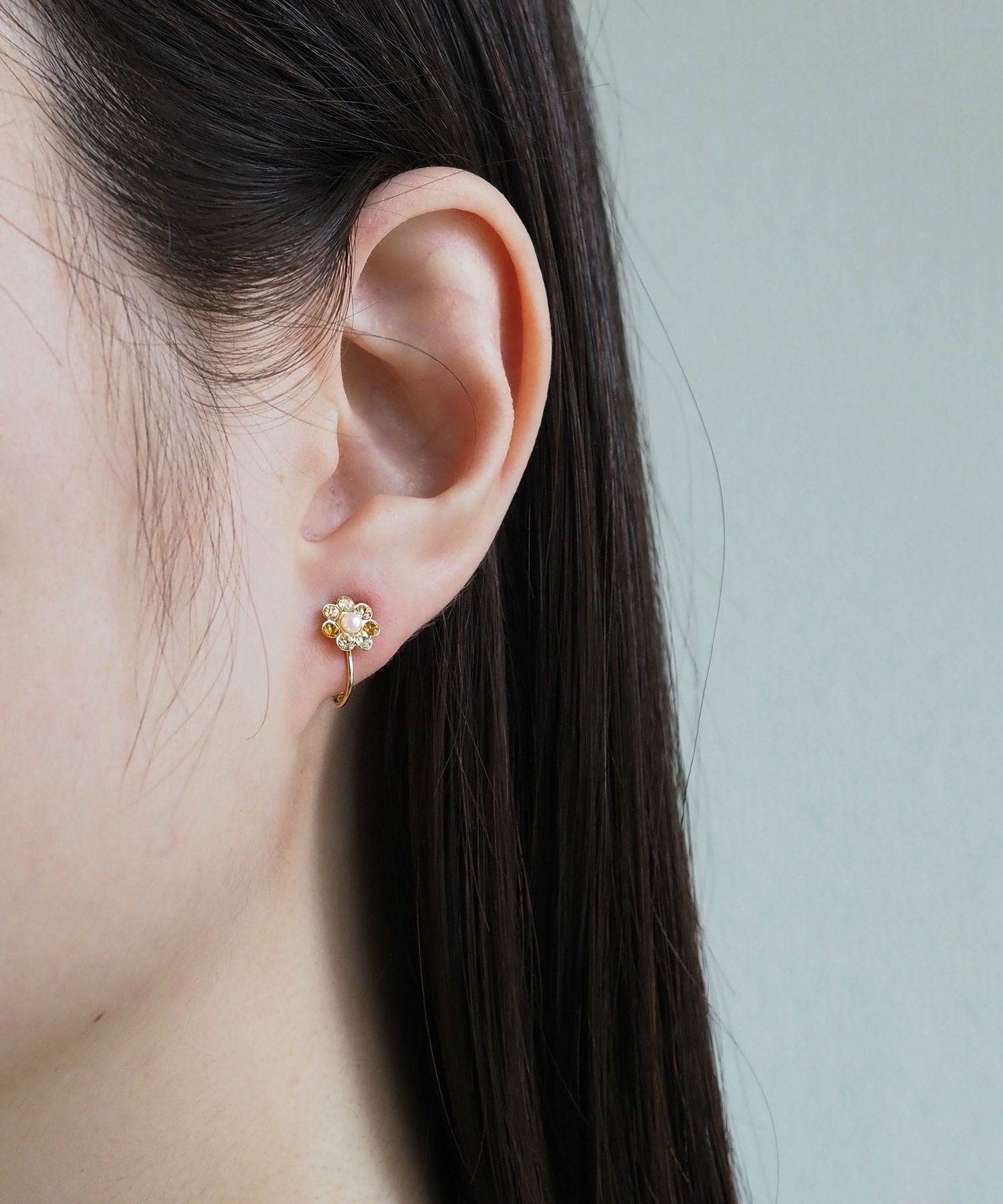 カラービジューフラワーイヤリング