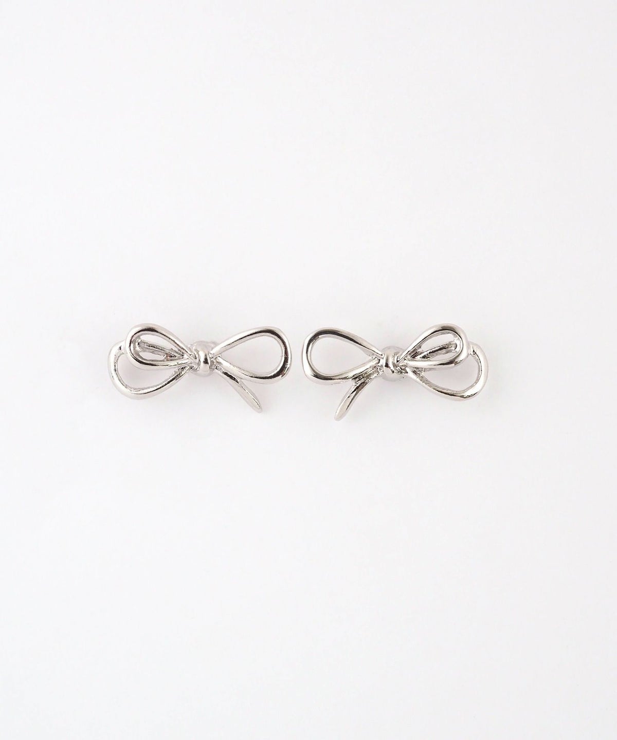 リボンノット抗菌樹脂ポストピアス