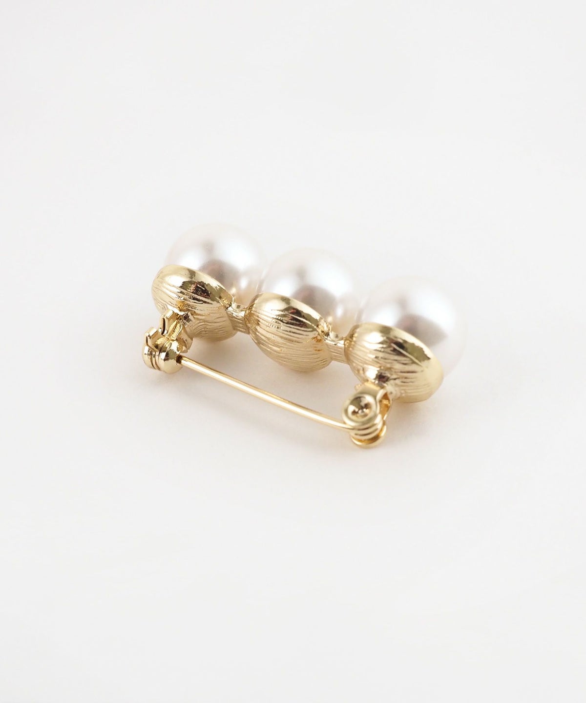 ニュアンスラインパールセットブローチ