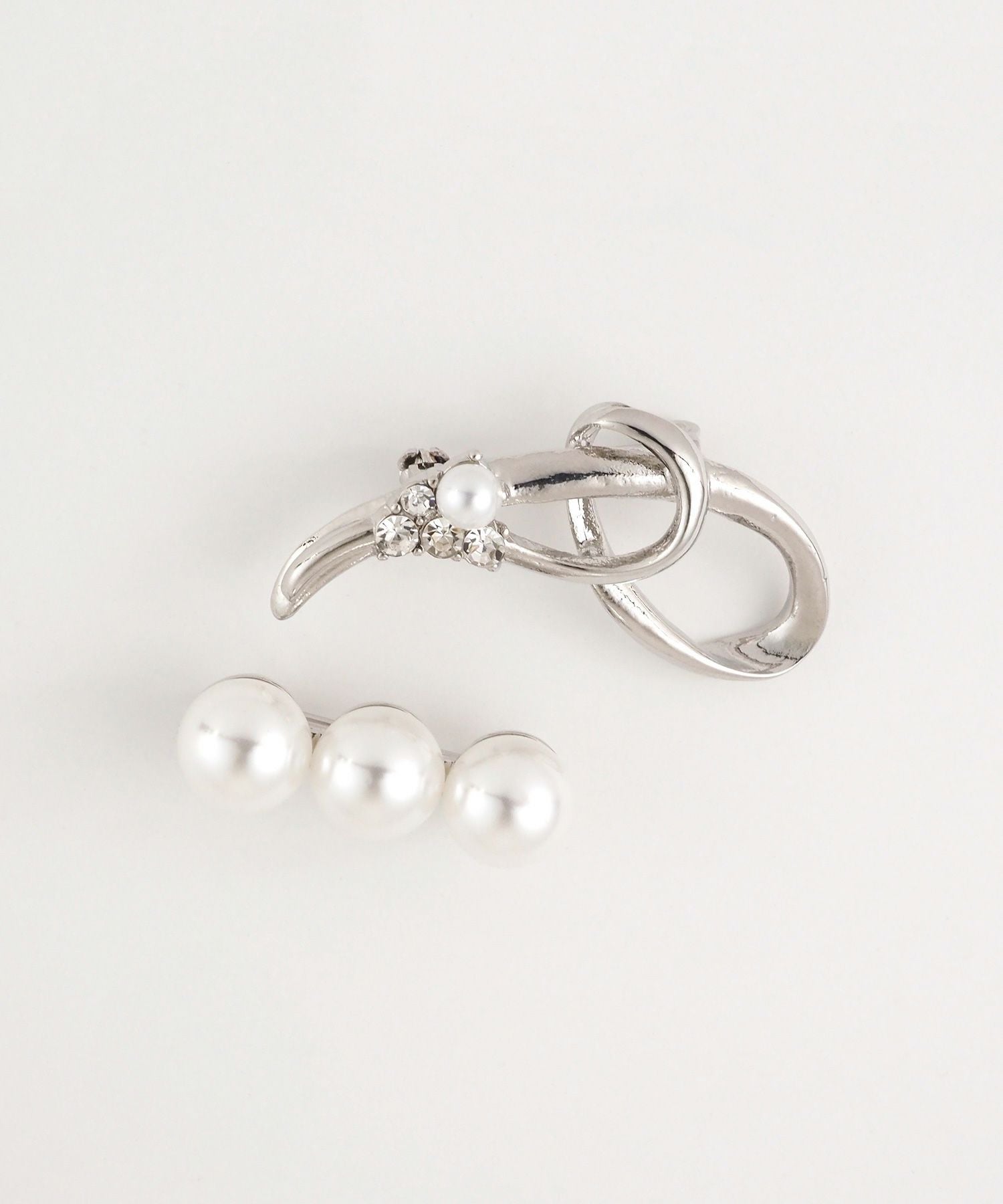 ニュアンスラインパールセットブローチ