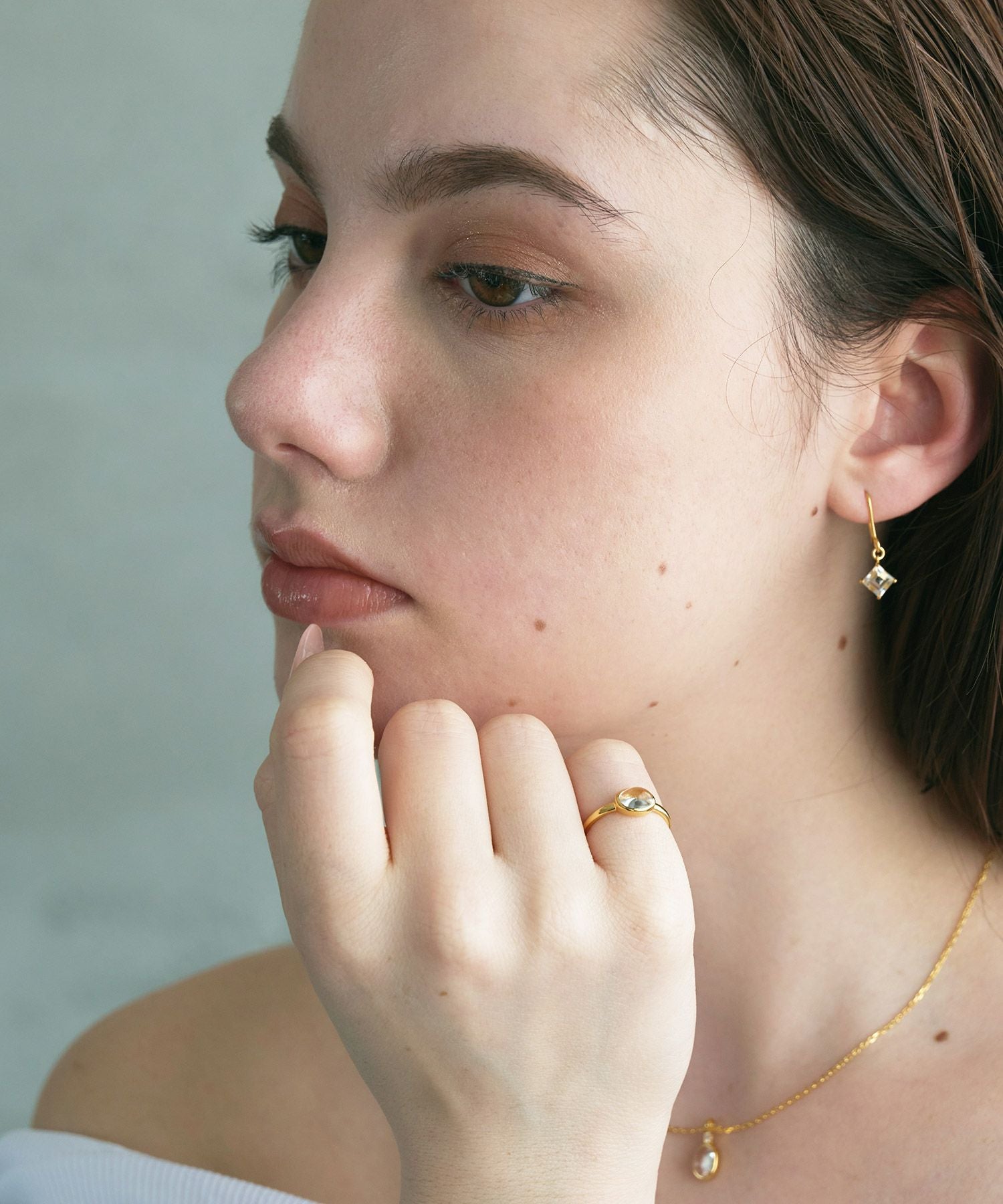 [SV925]オーバルクリスタルジルコニアネックレス