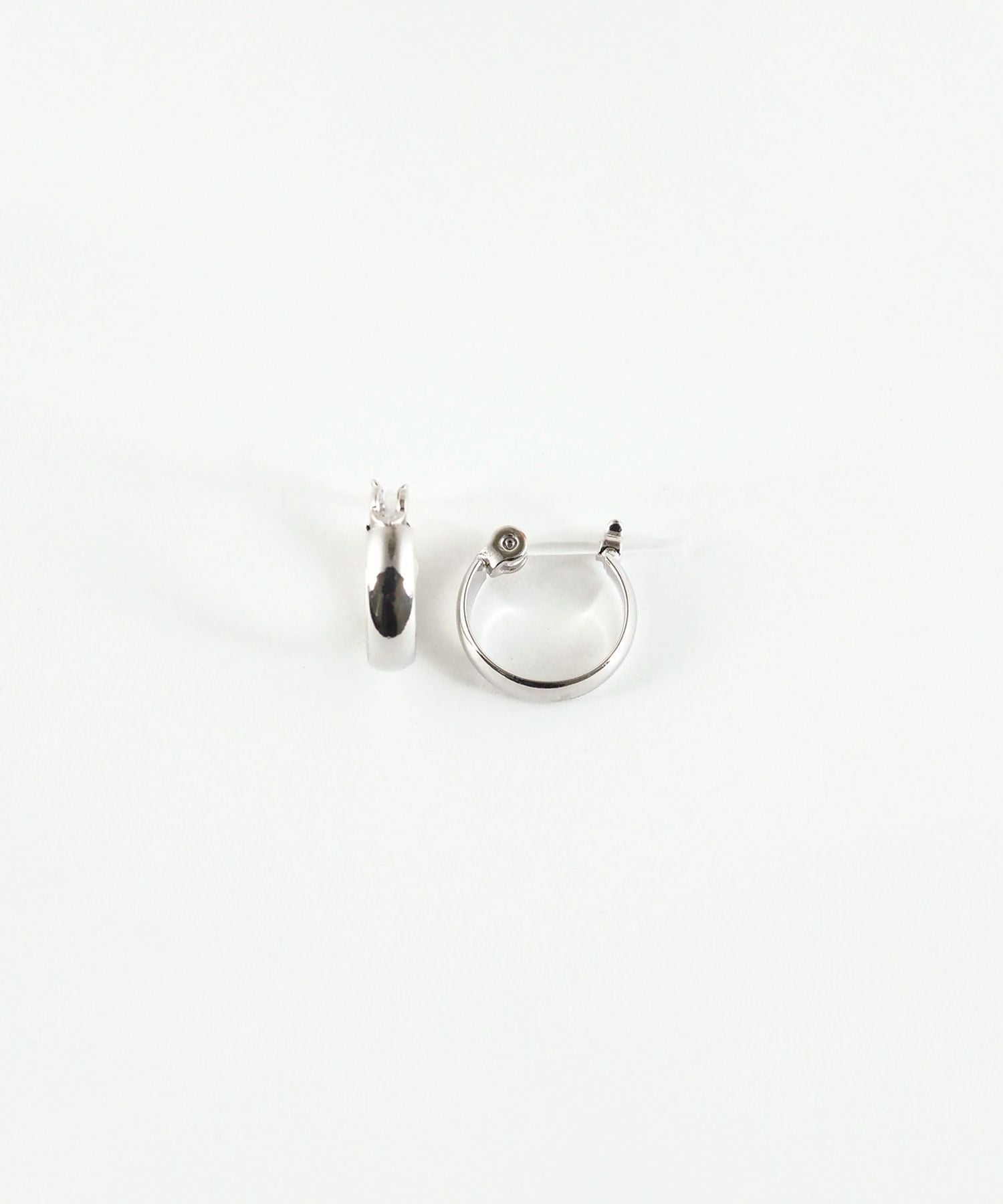 12mm甲丸フープ樹脂ポストピアス