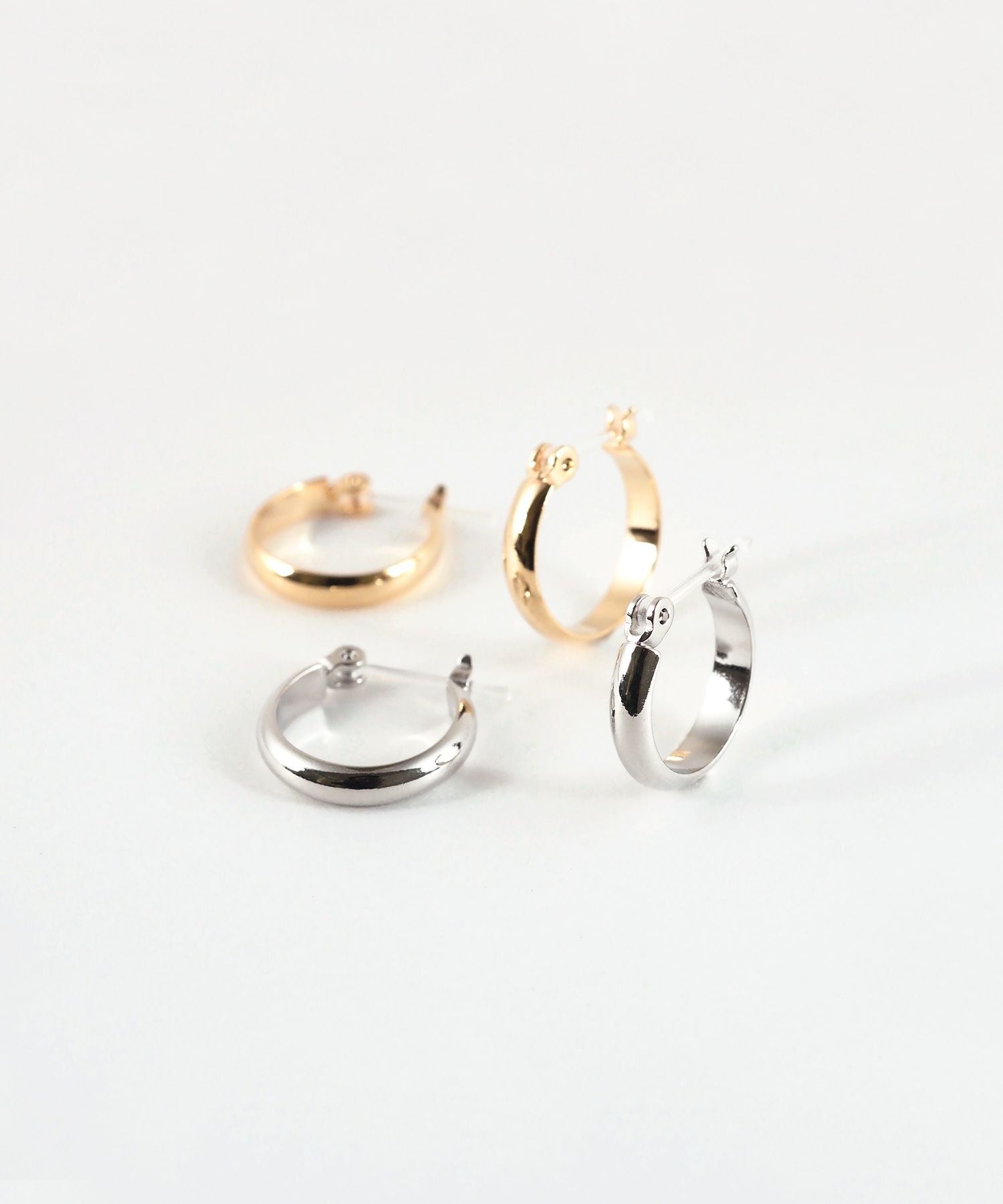 15mm甲丸フープ樹脂ポストピアス | 【公式】MUK ONLINE SHOP｜人気