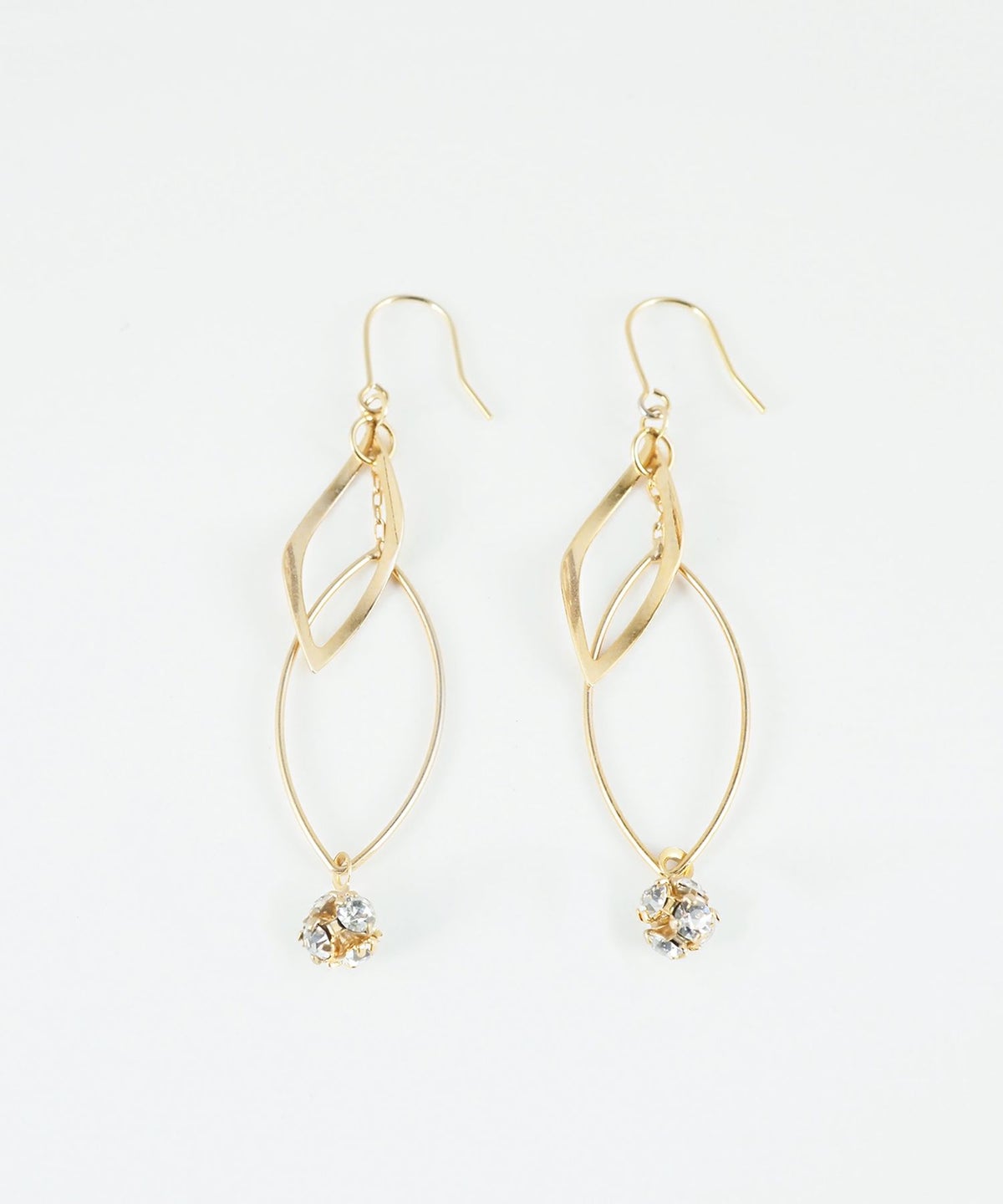 ダブルマーキスフックピアス