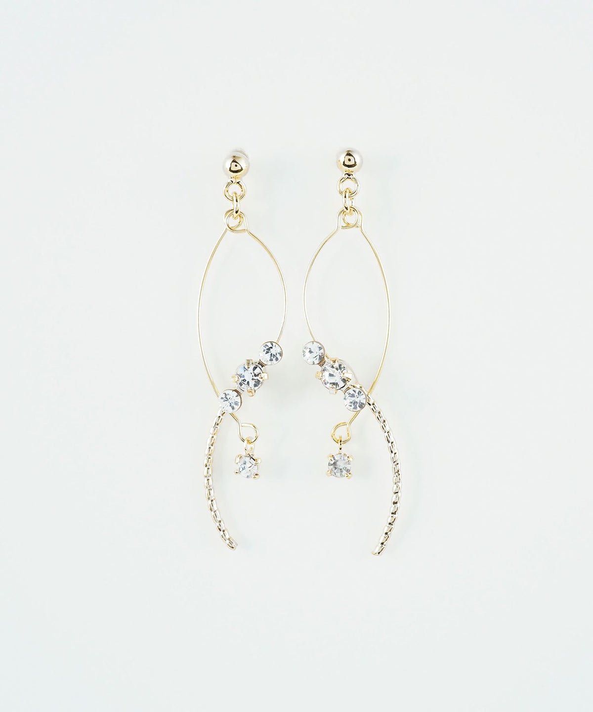 ウェーブラインビジューピアス