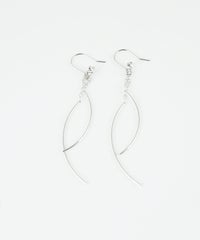 ダブルラインスイングフックピアス