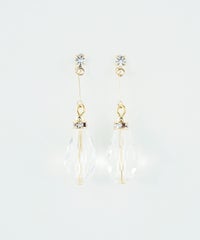 カットビーズチタンポストピアス