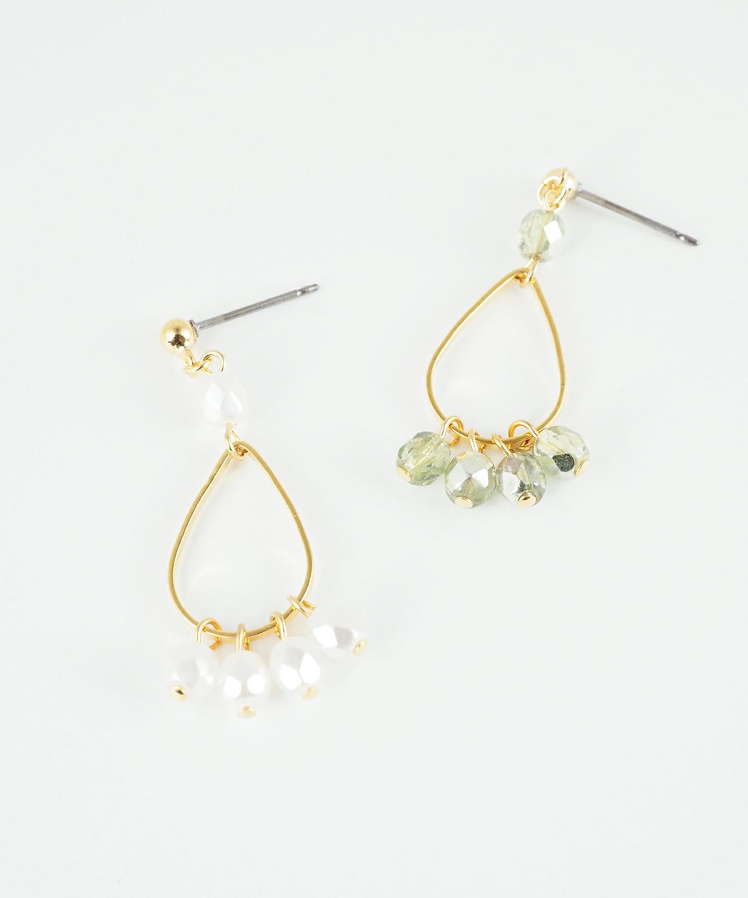 ドロップビーズチタンポストピアス