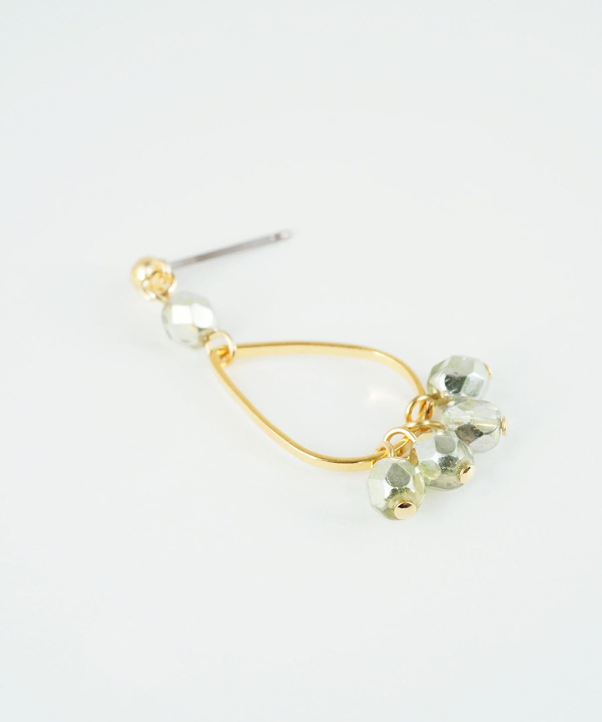 ドロップビーズチタンポストピアス