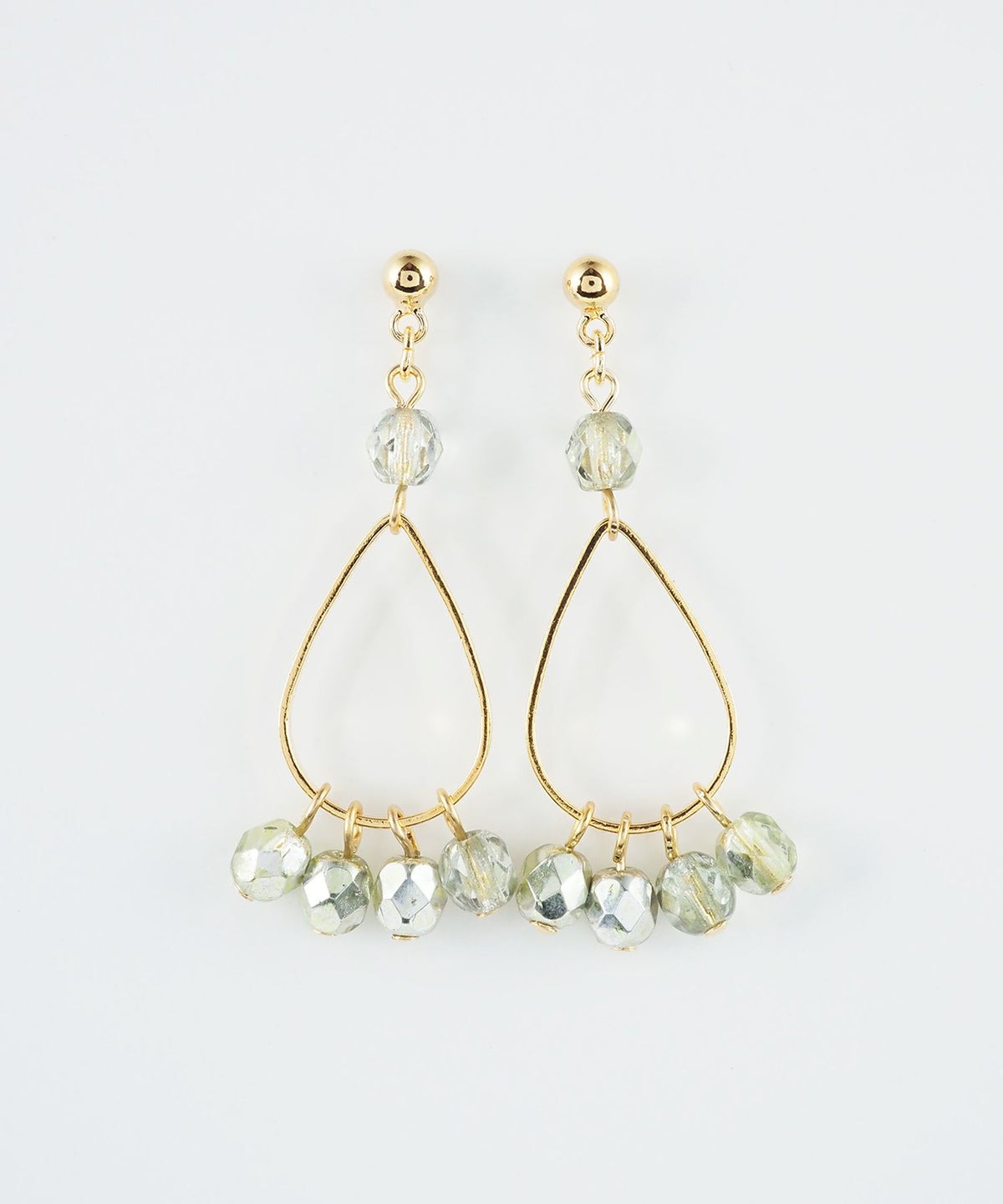 ドロップビーズチタンポストピアス