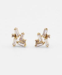 スパークルラインセラミックポストピアス