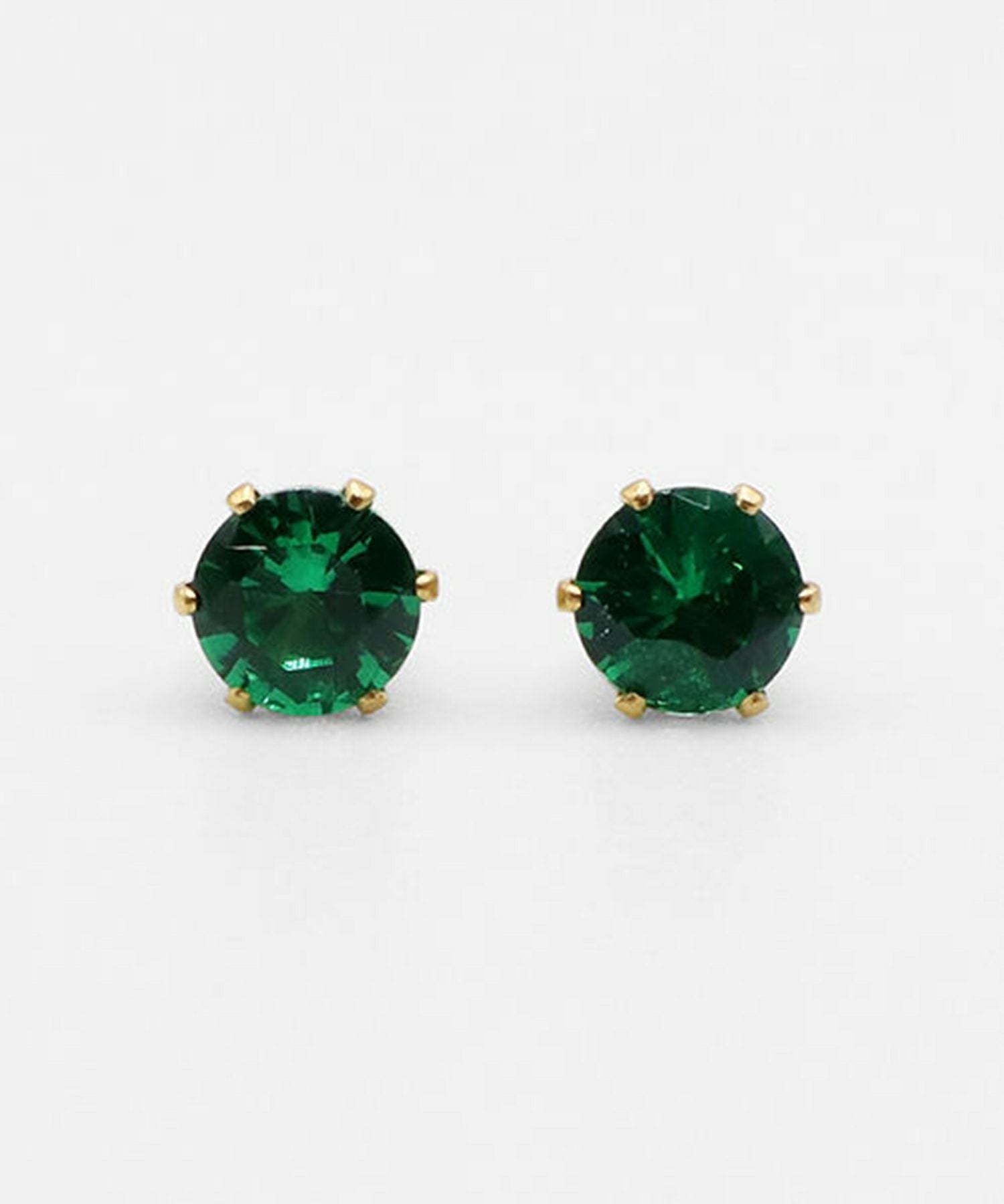 ワングレインキュービックステンレスピアス