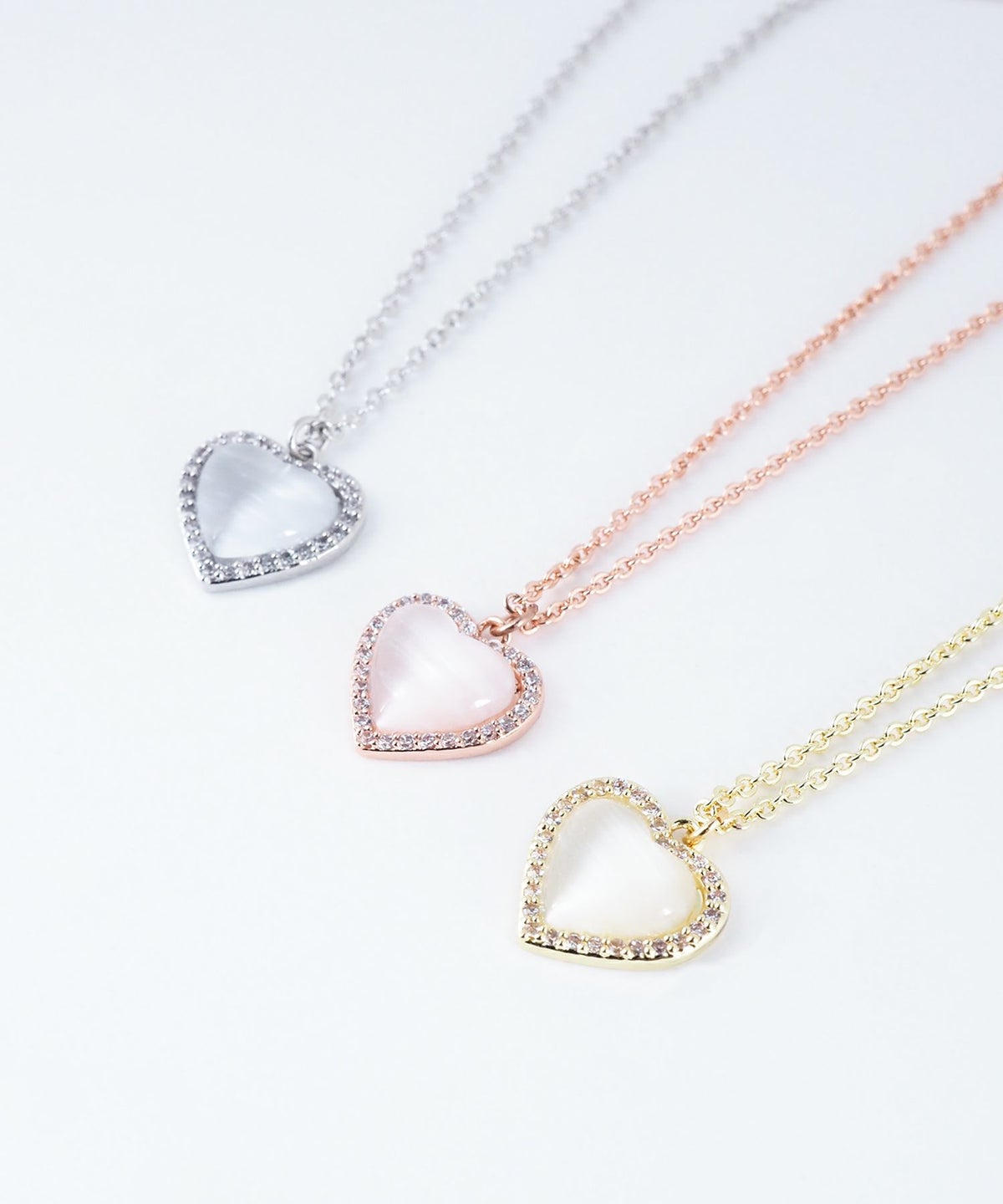 パヴェハートキャッツアイネックレス