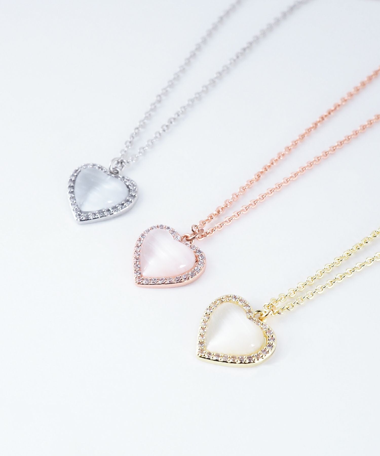 パヴェハートキャッツアイネックレス