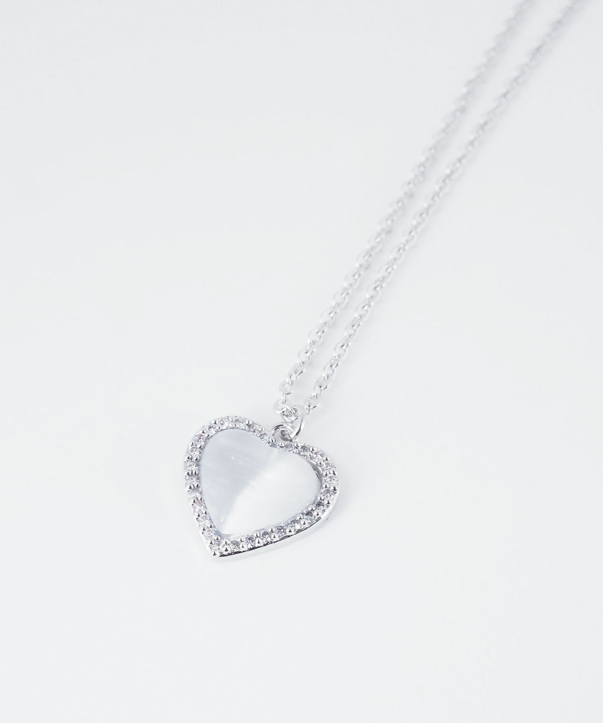 パヴェハートキャッツアイネックレス