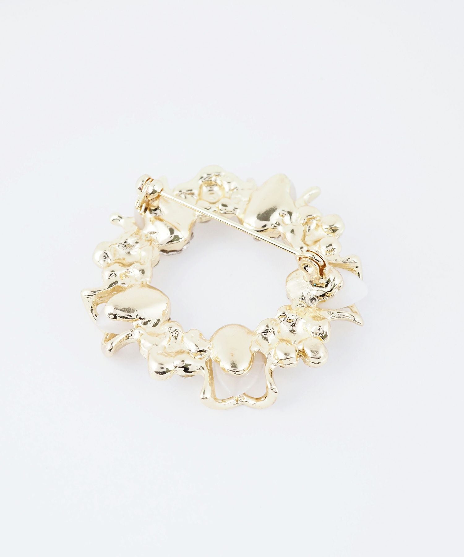 チューリップサークルブローチ