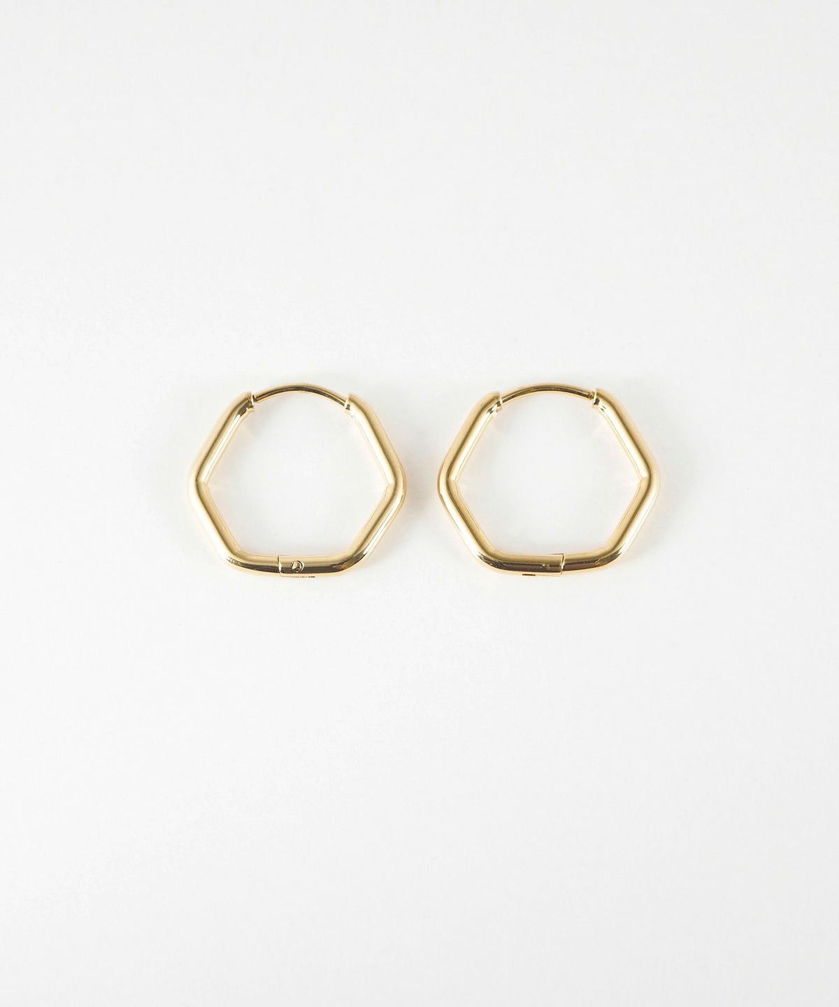 ヘキサゴンワンタッチステンレスピアス【MUK lucenzio】