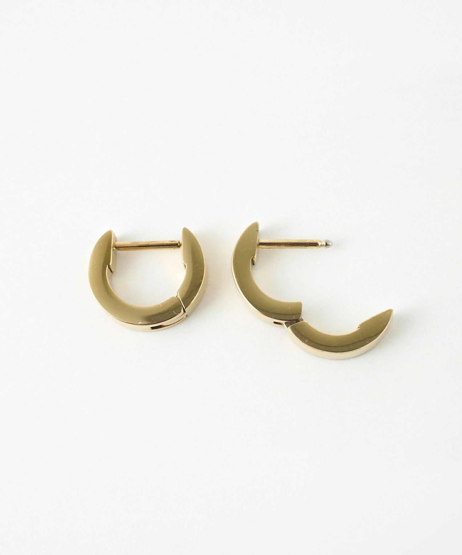 ラウンドワンタッチステンレスピアス【MUK lucenzio】