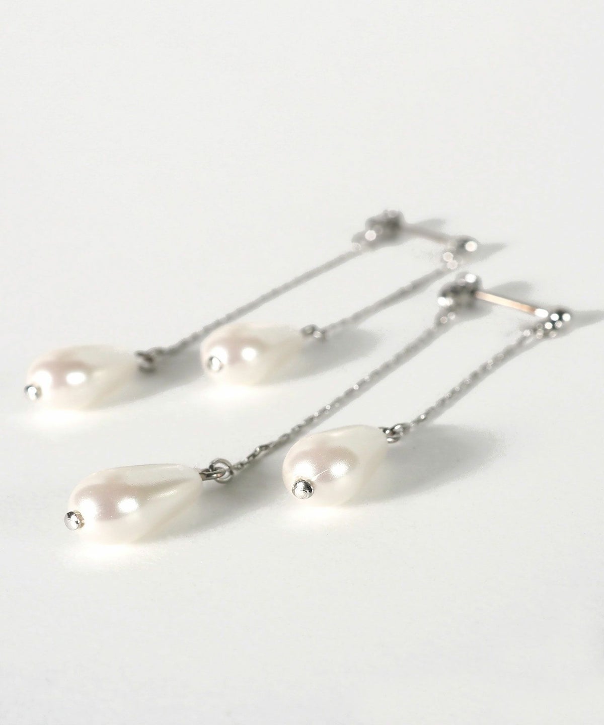 ドロップパールピュアチタンポストピアス【ISS】