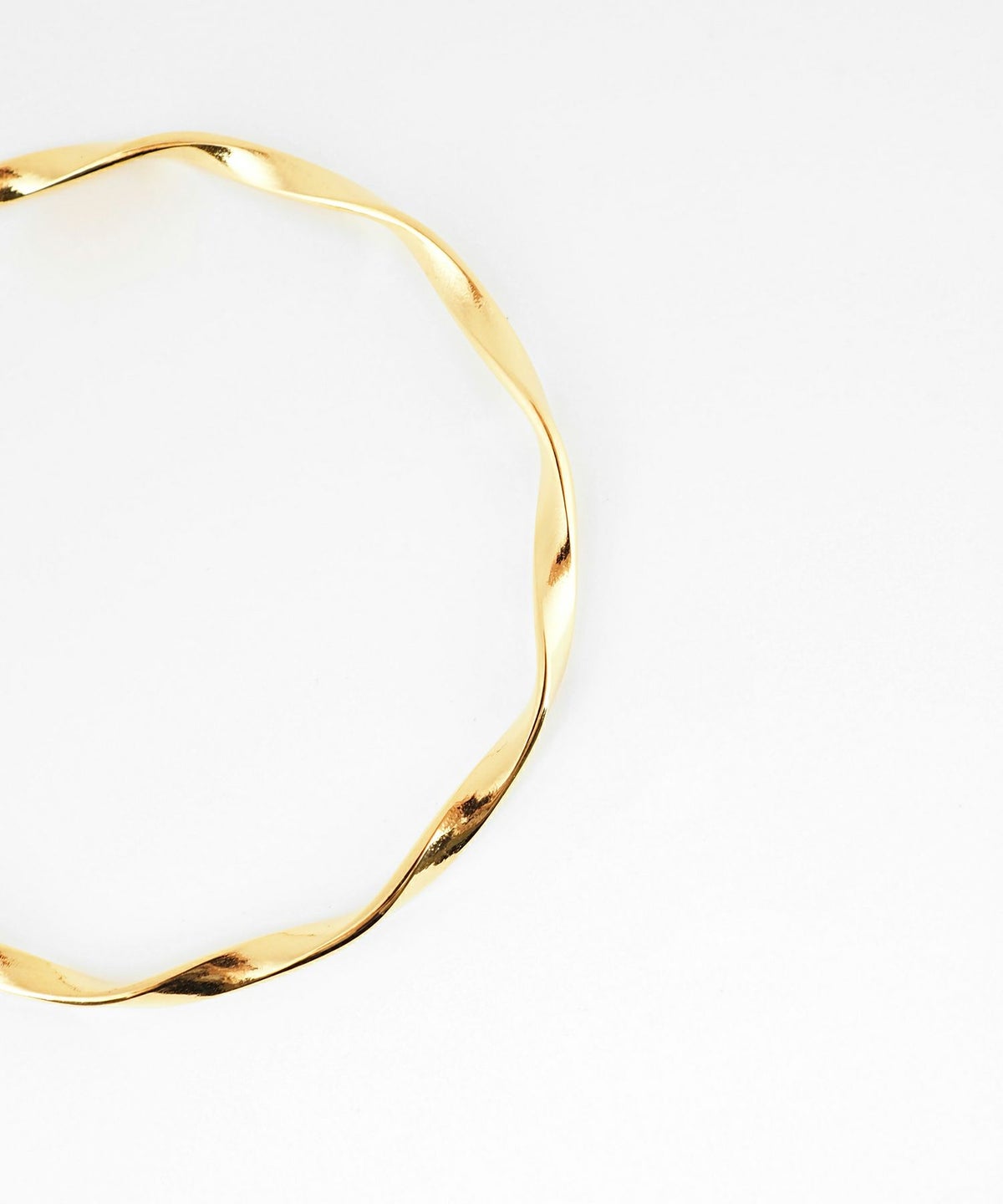 ツイストステンレスバングル【Zoule】