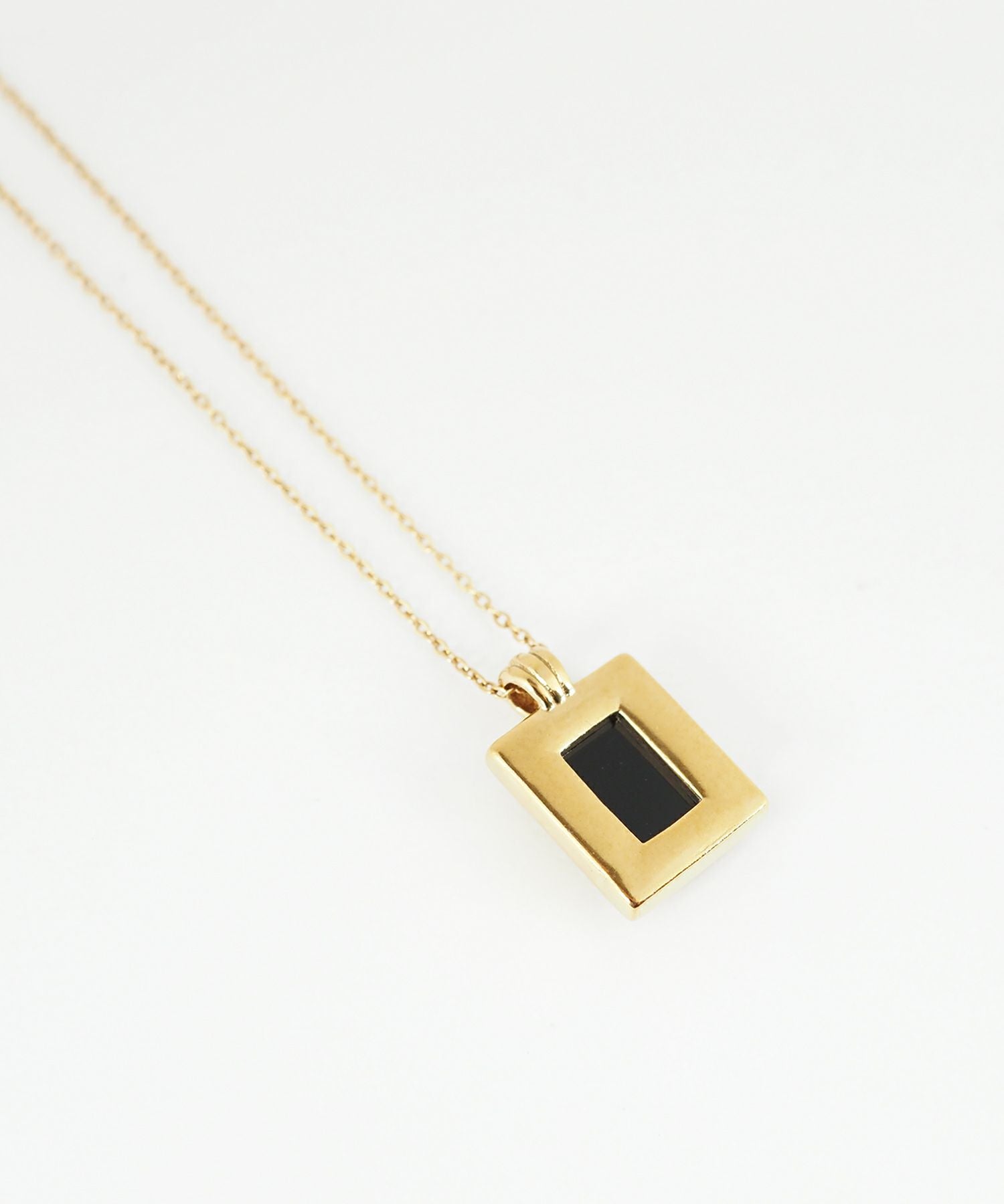 スクエアカラーストーンステンレスネックレス【Zoule】