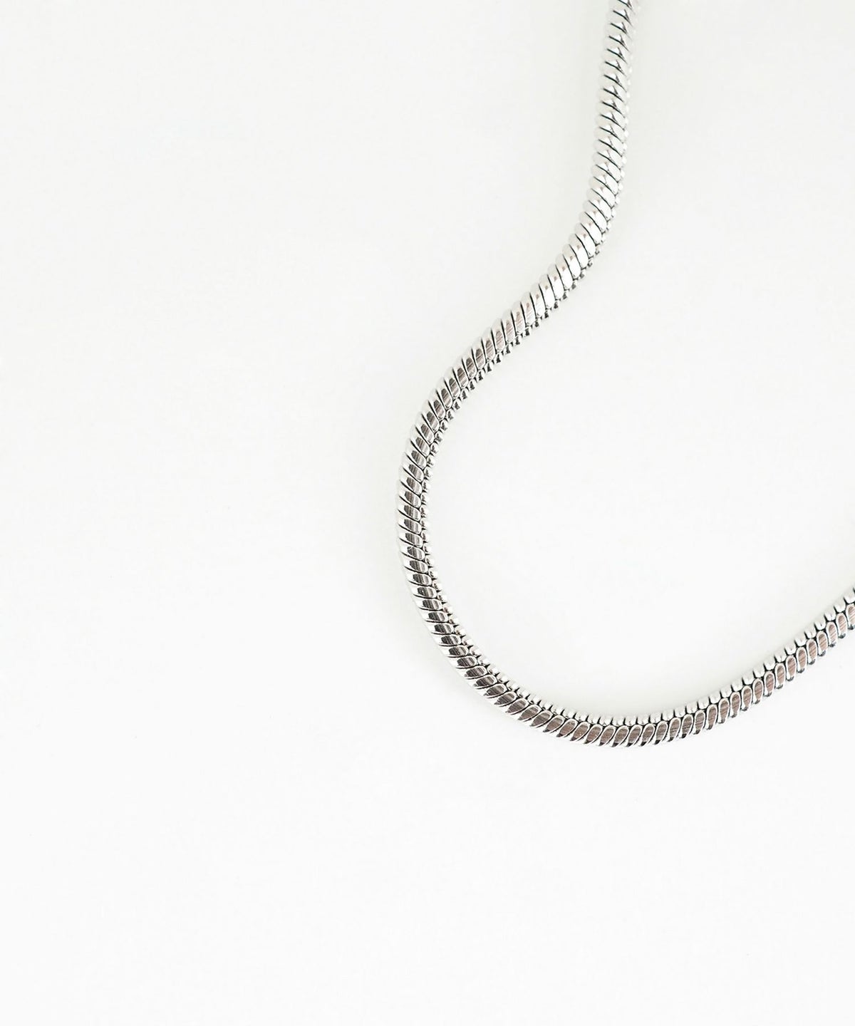 スネークチェーンマグネットステンレスブレスレット