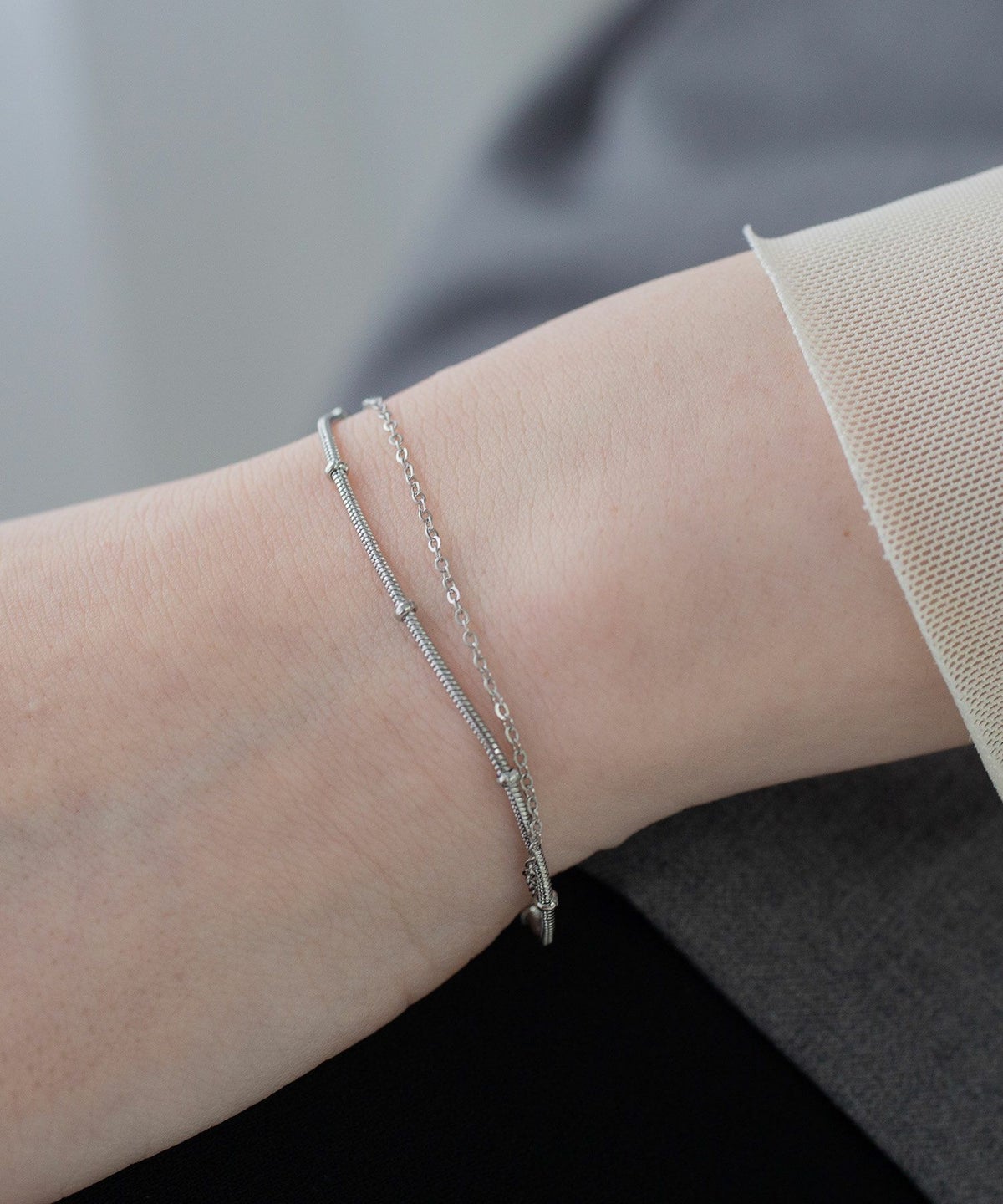 ステーションスネークチェーン2連マグネットステンレスブレスレット