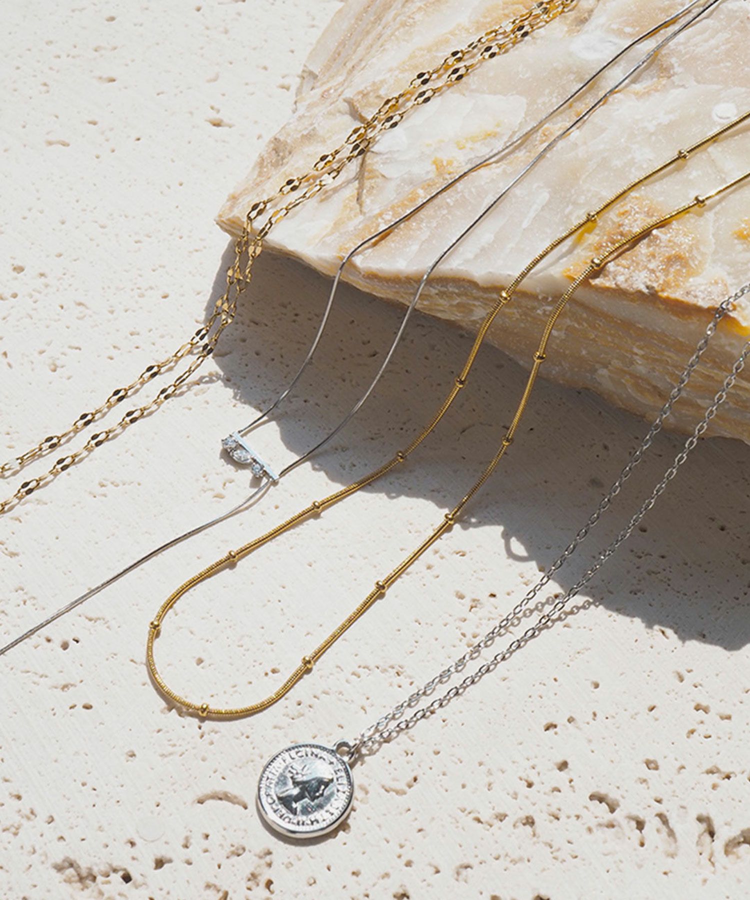 スネークステーションチェーンステンレスネックレス