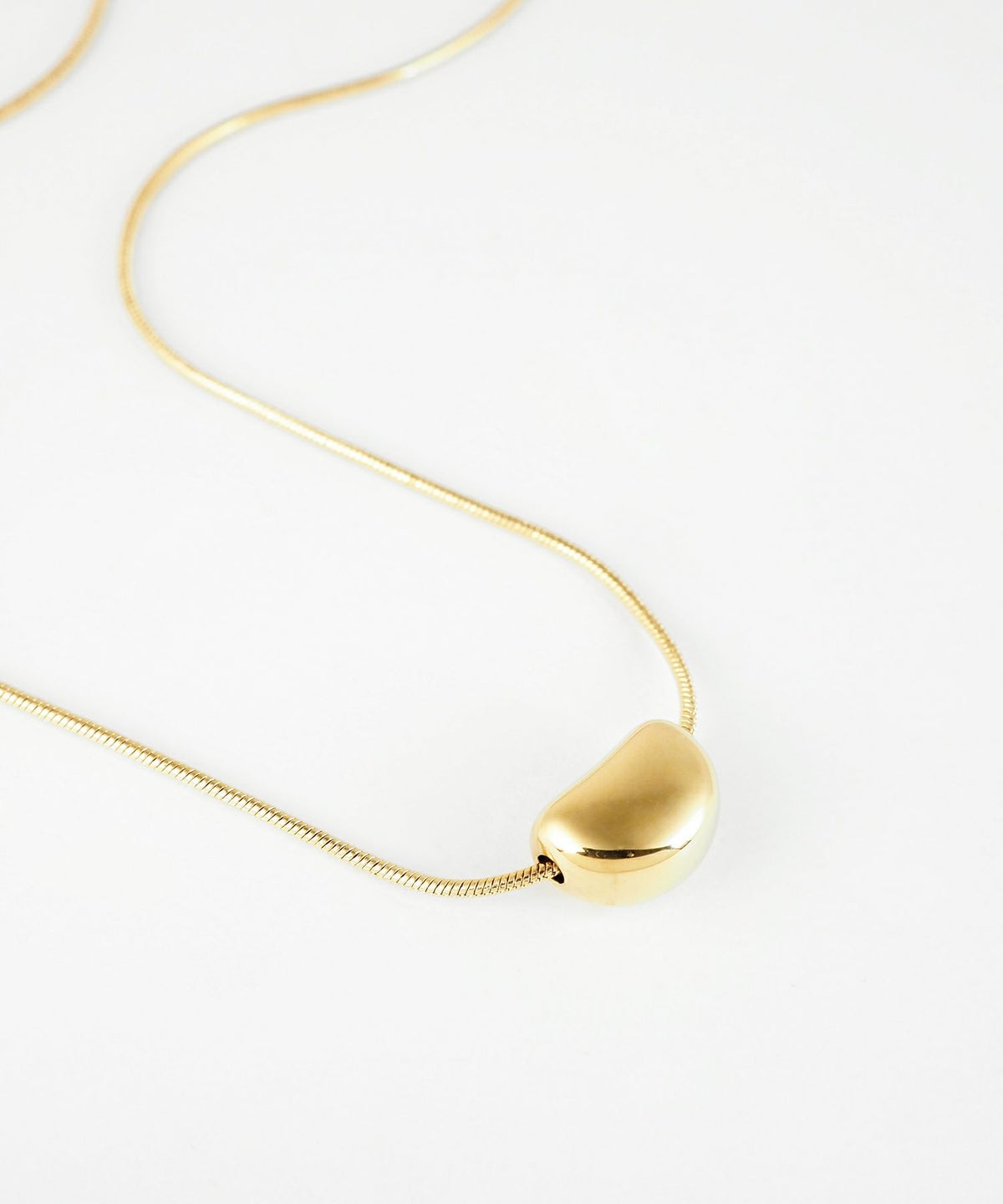 ビーンズステンレスネックレス