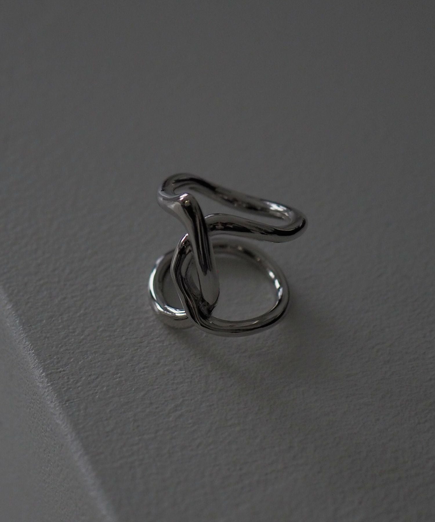 ニュアンスクロスボリュームリング【over size ring collection