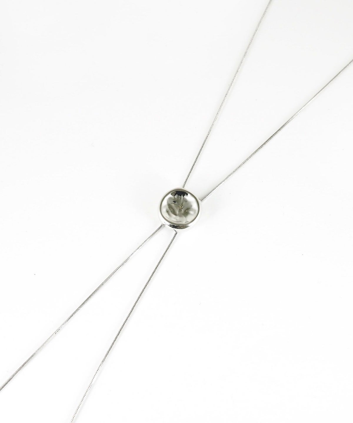 ラウンドプレートループタイネックレス