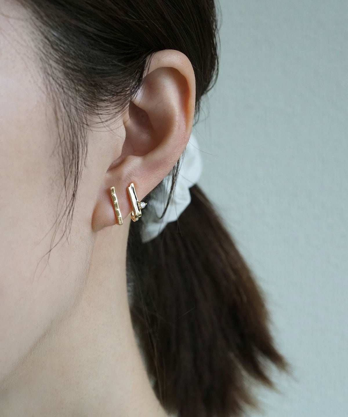 バーラインラウンドメタルイヤリング