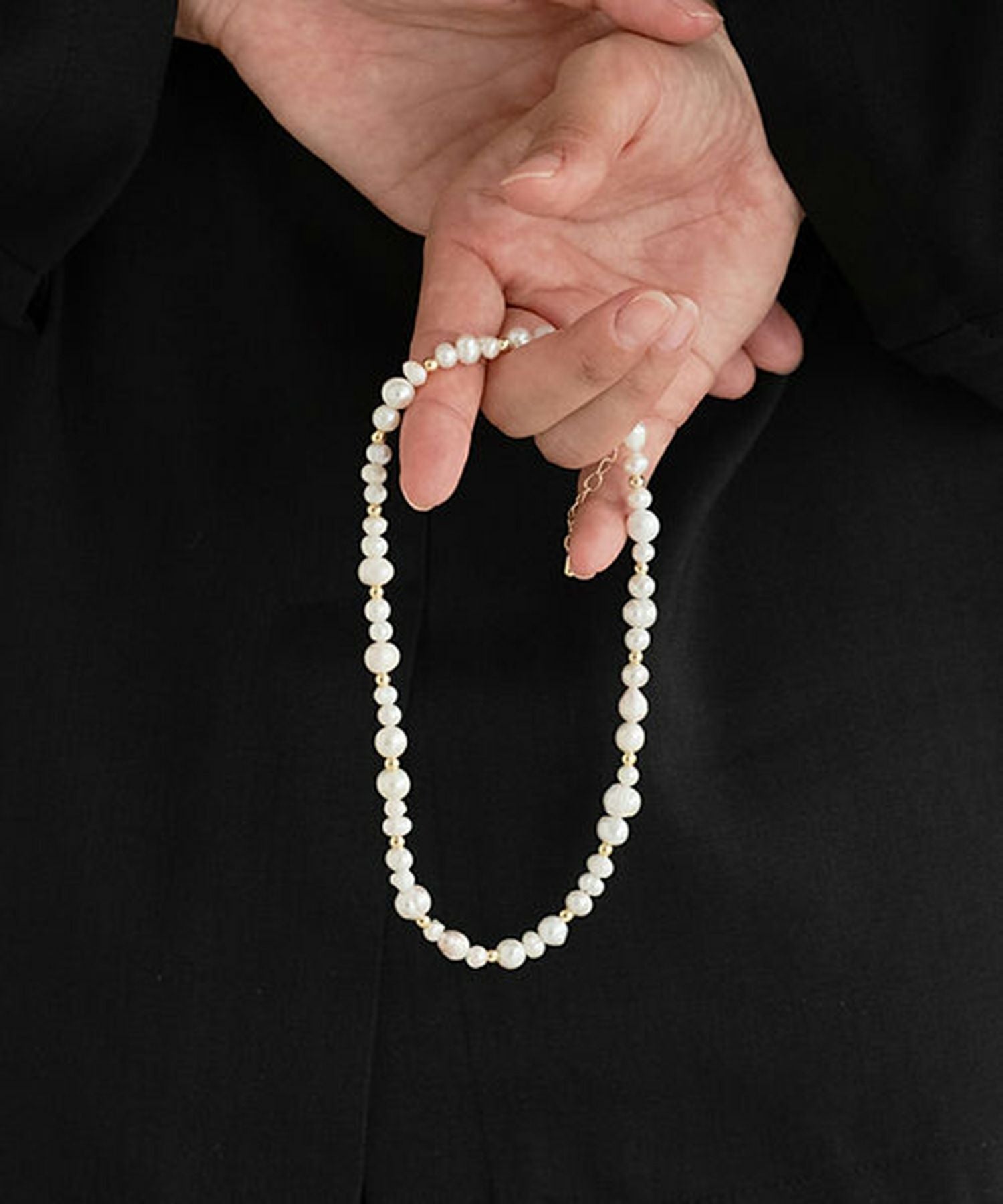 淡水パールメタルボールネックレス