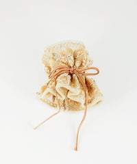 フリル刺繍フラワーフック付きシュフィー【Zoule】