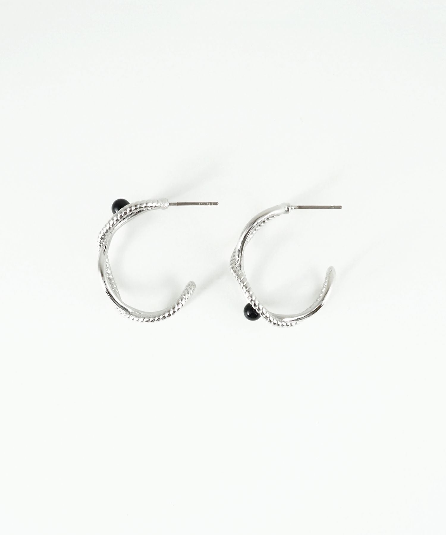 ストーンエリプスクロスピアス【MUK blossom stone】