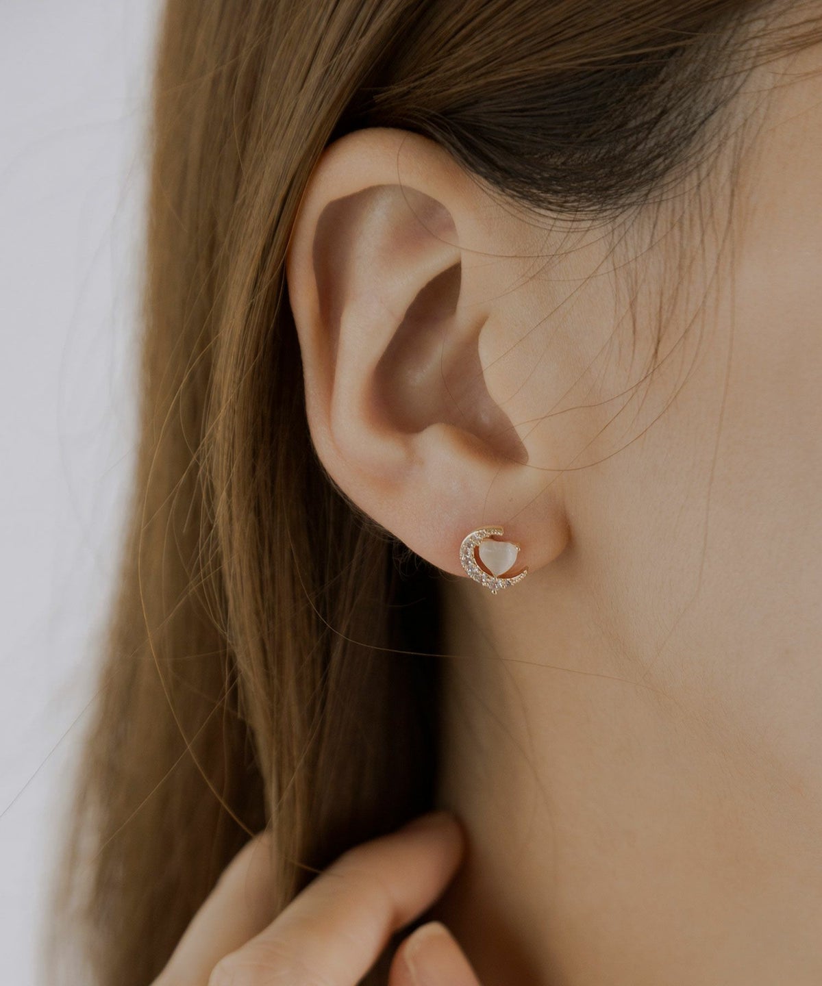 ハートムーンキャッツアイチタンポストピアス