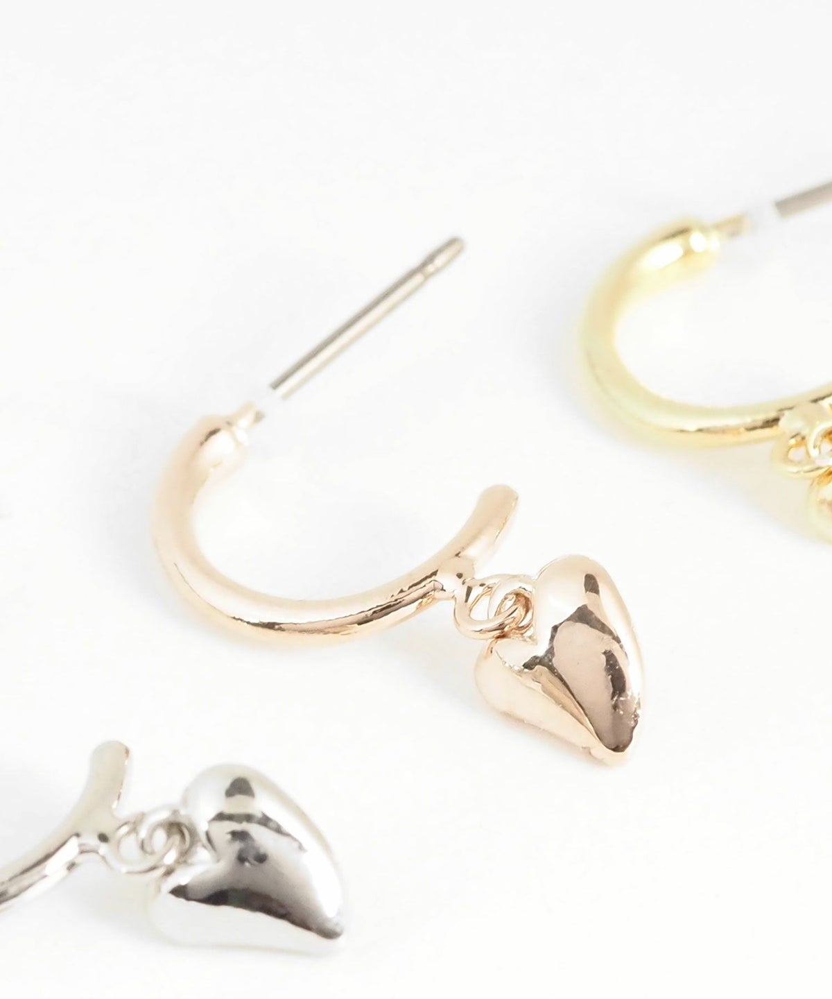 ニュアンスハートピュアチタンポストピアス