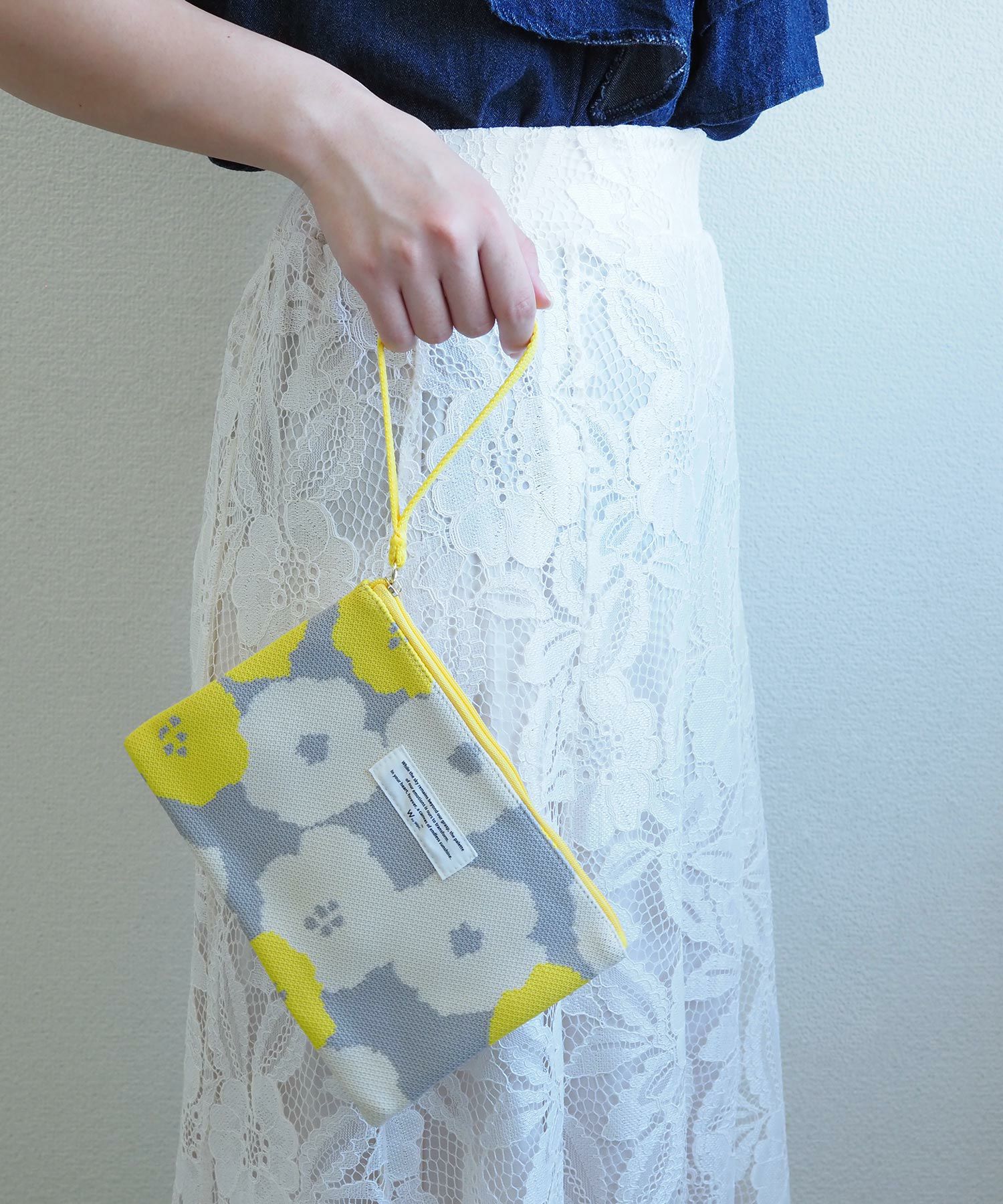 ニットフラットポーチ