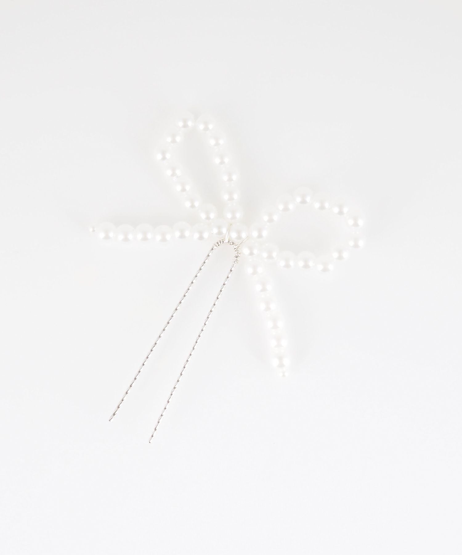 パールリボンUピン