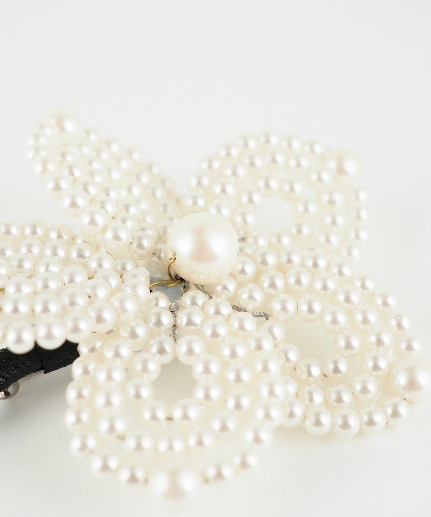 パールフラワーブランチブローチ