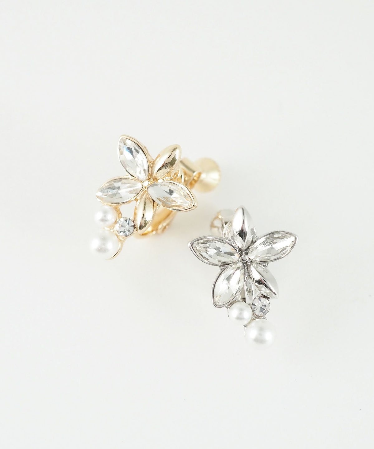 フラワーパールビジューイヤリング