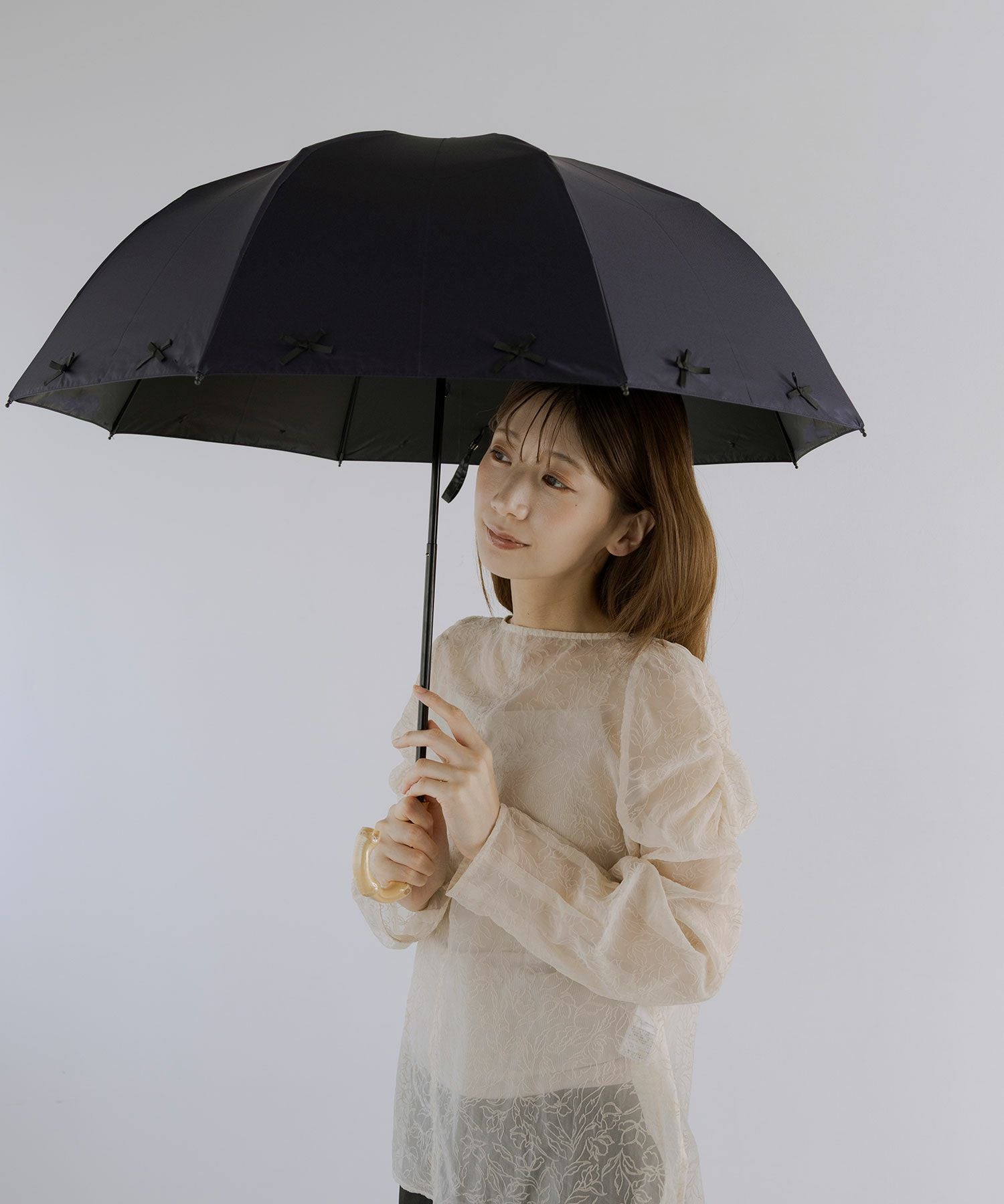完全遮光100まるい2段折りたたみ晴雨兼用日傘リボン | 【公式】MUK