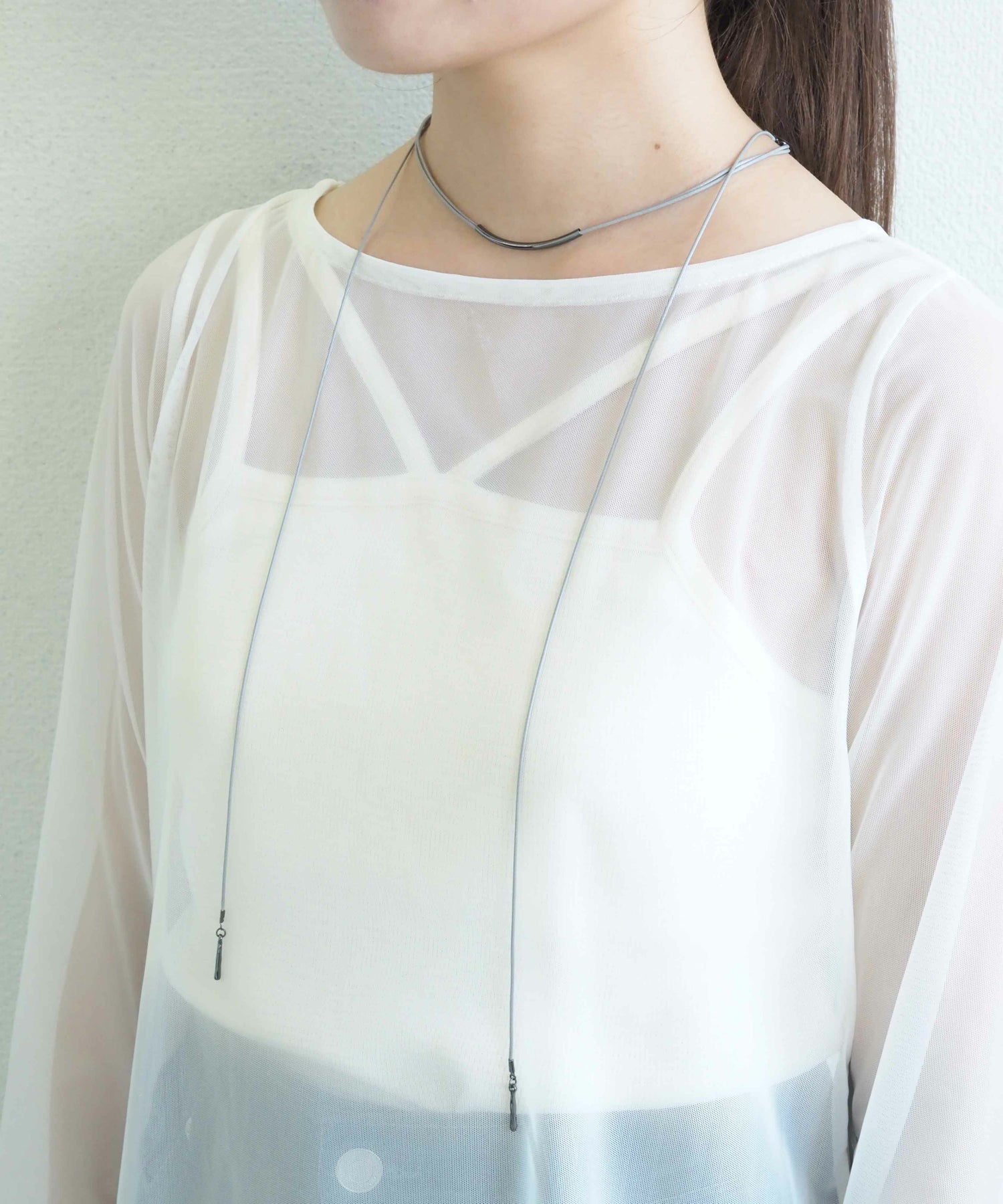 ラリエットラインコードネックレス