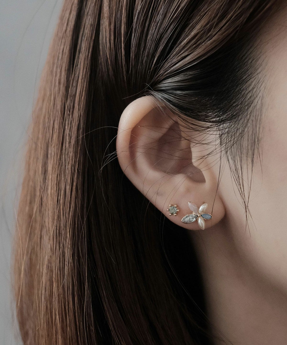 フラワービジューステンレスポストセットピアス