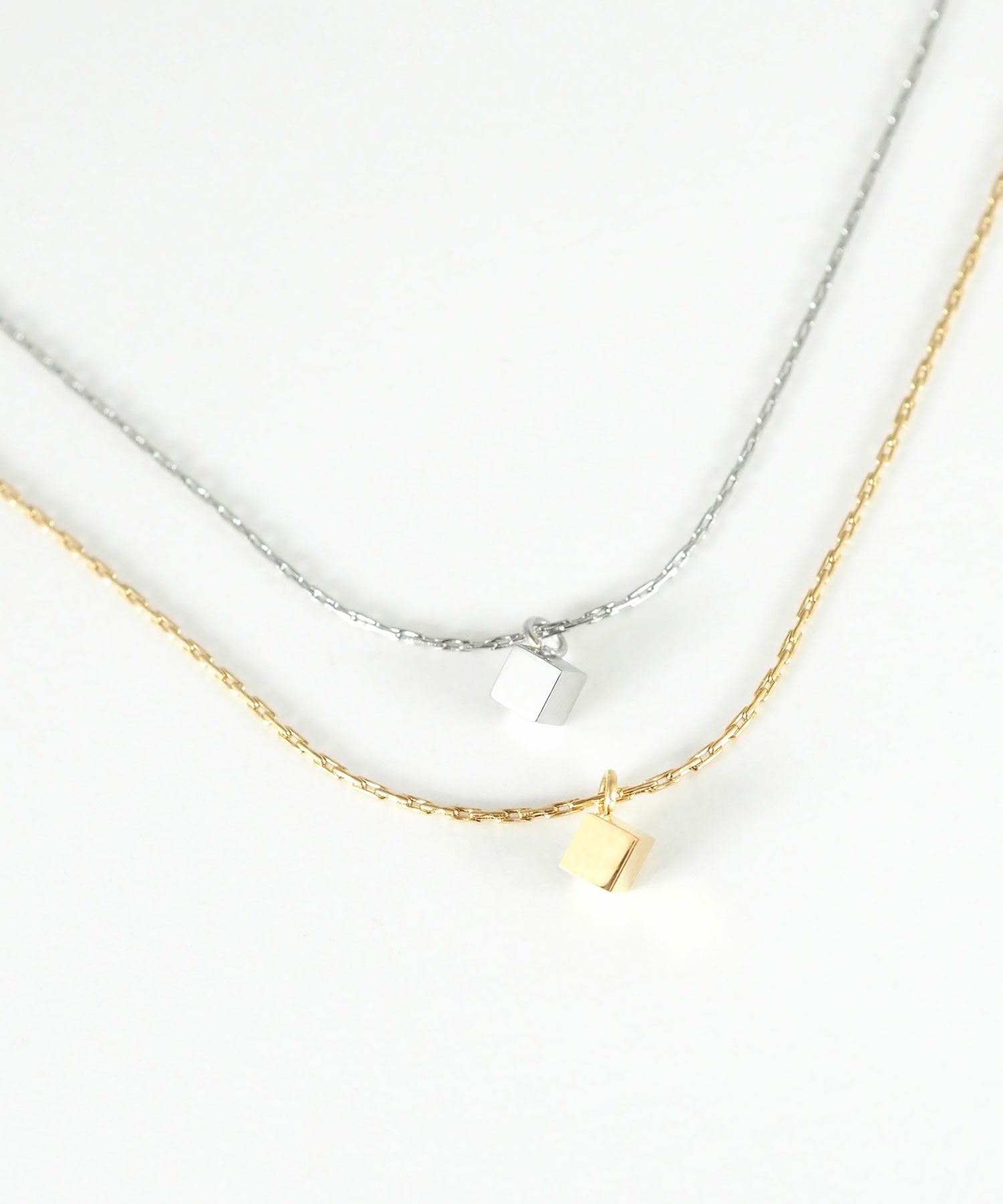 メタルキューブステンレスプチペンダント